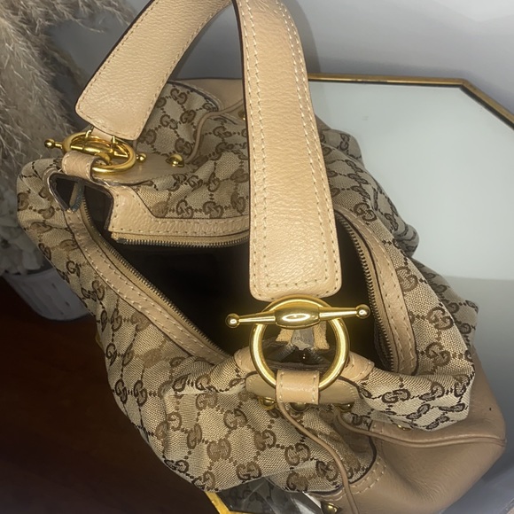 Gucci Beige GG Canvas Medium Jockey Hobo Bag - Picture 7 of 9
